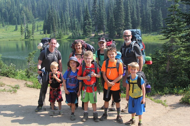 hiking with kids in nature