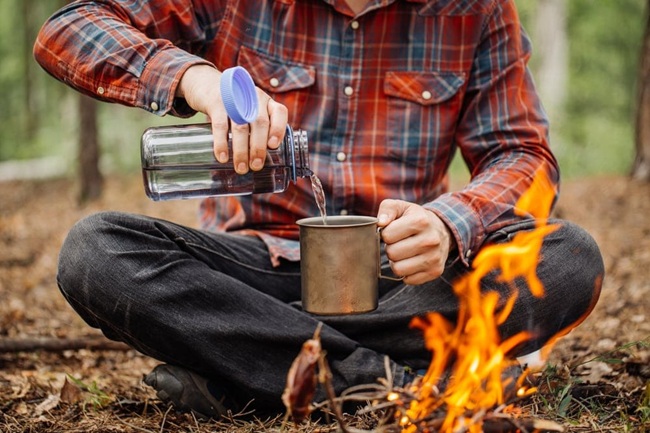 boiling water while camping