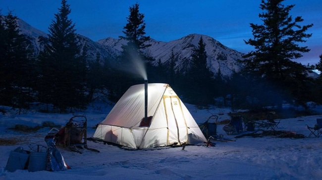 cold weather in a padock with a tent