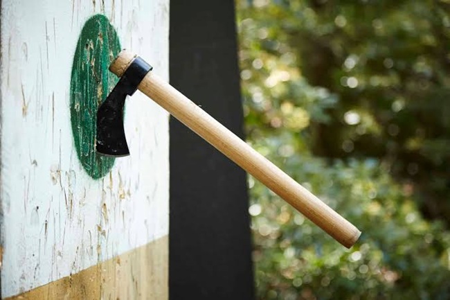 a tomahawk hitting its target